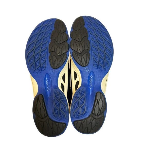 Ecco Black Leather Biom Sneakers - Picture 5 of 9